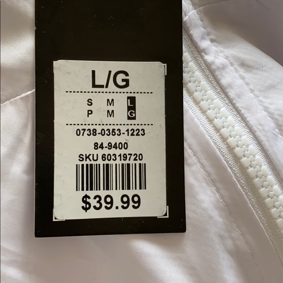 Track Suit - Picture 6 of 6